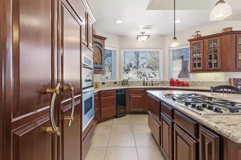 18820 St Andrews Dr, Tehachapi, CA 93561 photo 12