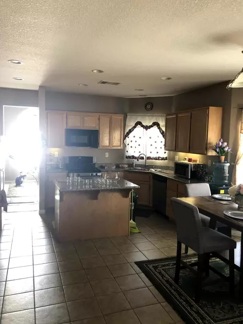 43903 Sandstarr Ct, Lancaster, CA 93535 photo 5