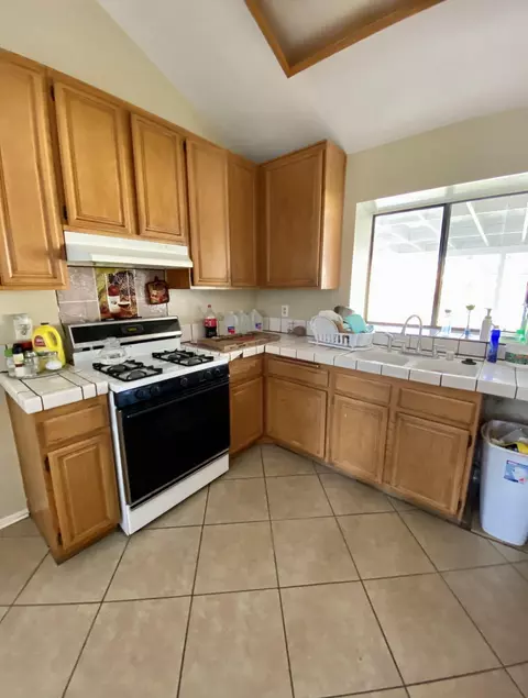 37660 52nd St E, Palmdale, CA 93552 photo 13