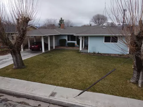 507 Pauley St S, Tehachapi, CA 93561 photo 3