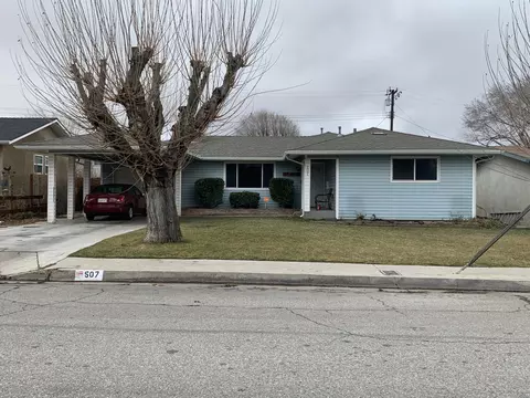 507 Pauley St S, Tehachapi, CA 93561 photo 1