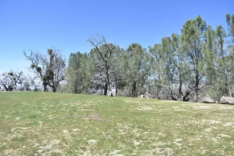 28451 Deertrail Dr, Tehachapi, CA 93561 photo 16