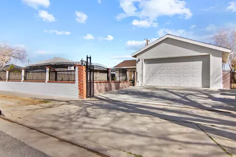 38544 35th St E, Palmdale, CA 93550 photo 2