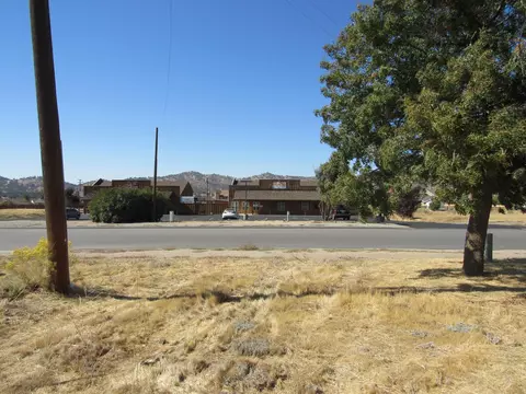 18210 Bold Venture Dr, Tehachapi, CA 93561 photo 4