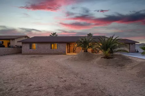 7354 Rubidoux Ave, Yucca Valley, CA 92284 photo 3