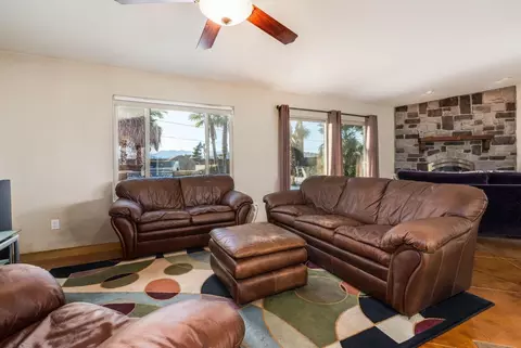7354 Rubidoux Ave, Yucca Valley, CA 92284 photo 5