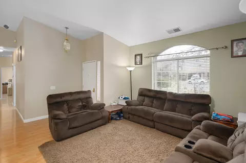 6330 Prairie Ct, Quartz Hill, CA 93536 photo 6