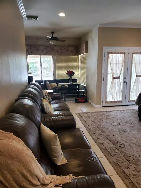 42629 56th St W, Lancaster, CA 93536 photo 4