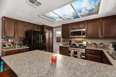 43236 27th St W, Lancaster, CA 93536 photo 11
