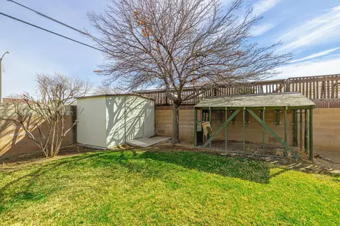 43922 Fenner Ave, Lancaster, CA 93536 photo 35
