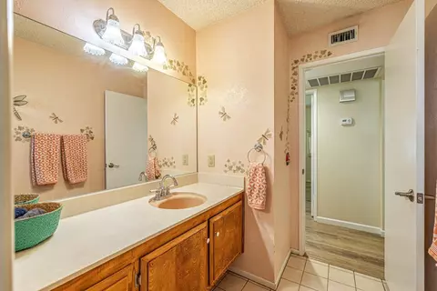 43922 Fenner Ave, Lancaster, CA 93536 photo 22