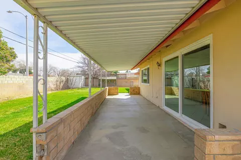 43922 Fenner Ave, Lancaster, CA 93536 photo 32