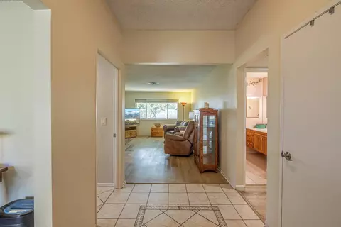 43922 Fenner Ave, Lancaster, CA 93536 photo 6
