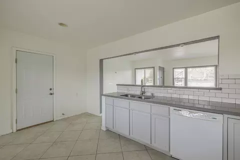 42419 30th St W, Lancaster, CA 93536 photo 15
