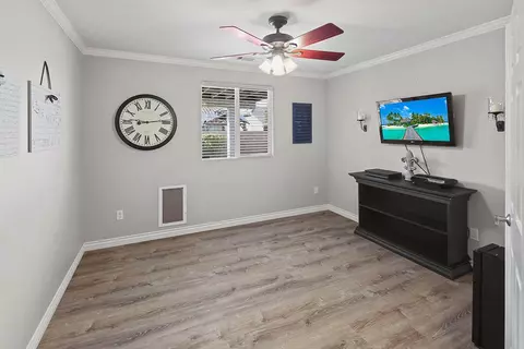 43525 Hampton St, Lancaster, CA 93536 photo 10