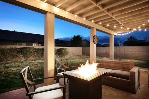 43525 Hampton St, Lancaster, CA 93536 photo 3