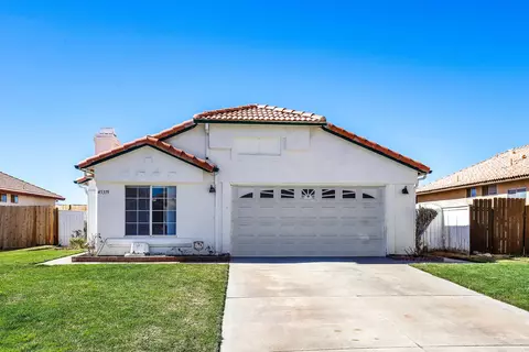 45319 Sontera Ave, Lancaster, CA 93535 photo 1