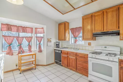 44052 Ruthron Ave, Lancaster, CA 93536 photo 8