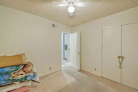 44052 Ruthron Ave, Lancaster, CA 93536 photo 22