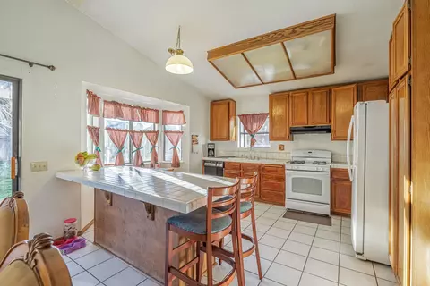 44052 Ruthron Ave, Lancaster, CA 93536 photo 4