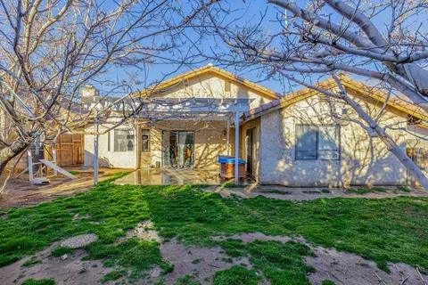 44052 Ruthron Ave, Lancaster, CA 93536 photo 15