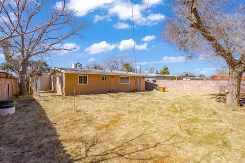 44026 3rd St E, Lancaster, CA 93535 photo 17