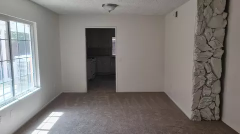 44015 7th St E, Lancaster, CA 93535 photo 8