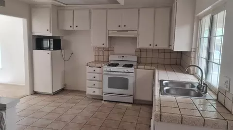 44015 7th St E, Lancaster, CA 93535 photo 14