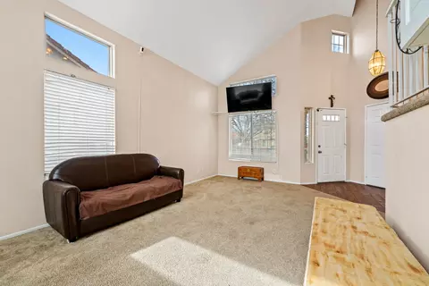 2120 Beechwood St, Lancaster, CA 93535 photo 6