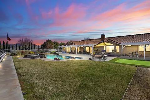 4053 Syracuse Ave, Acton, CA 93510 photo 2