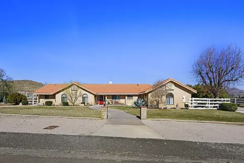 4053 Syracuse Ave, Acton, CA 93510 photo 3