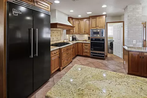 4053 Syracuse Ave, Acton, CA 93510 photo 11