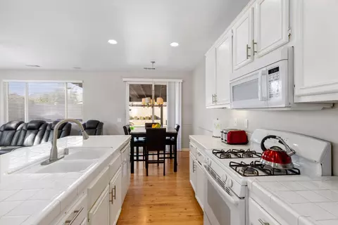 1543 Sutherland St, Lancaster, CA 93534 photo 13