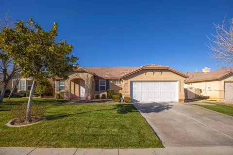 1543 Sutherland St, Lancaster, CA 93534 photo 1