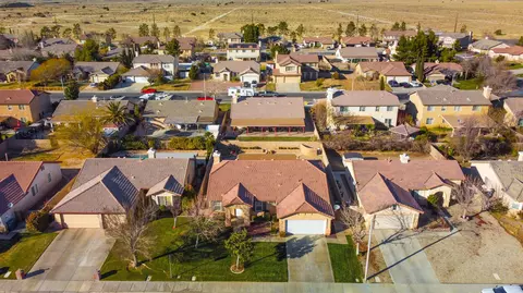 1543 Sutherland St, Lancaster, CA 93534 photo 24
