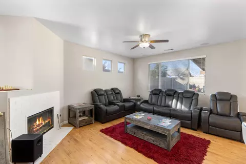 1543 Sutherland St, Lancaster, CA 93534 photo 6