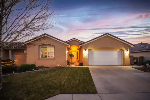 42921 Edson Ave, Lancaster, CA 93536 photo 1