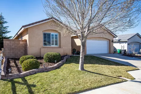 42921 Edson Ave, Lancaster, CA 93536 photo 3