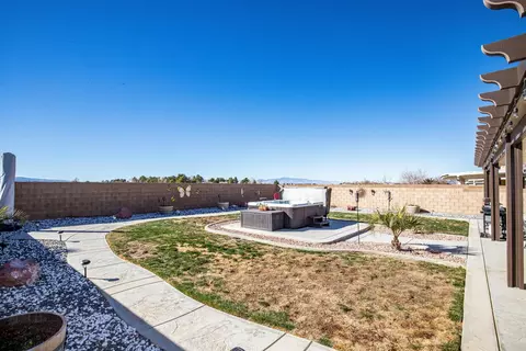 42921 Edson Ave, Lancaster, CA 93536 photo 34