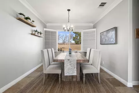 6027 Starview Dr, Lancaster, CA 93536 photo 2