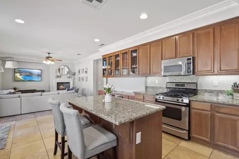 6027 Starview Dr, Lancaster, CA 93536 photo 7