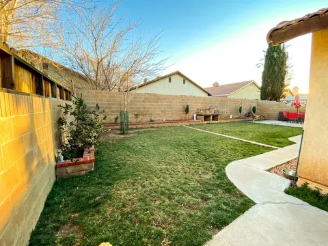 3564 Avocado Ln, Palmdale, CA 93550 photo 19