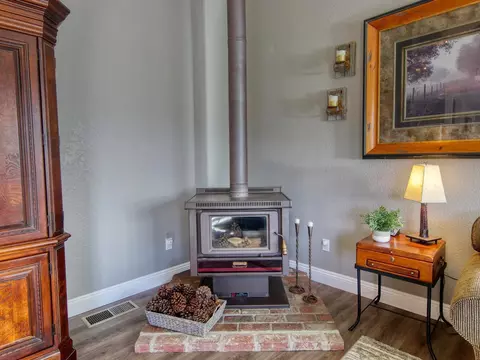 24480 Deertrail Dr, Tehachapi, CA 93561 photo 12