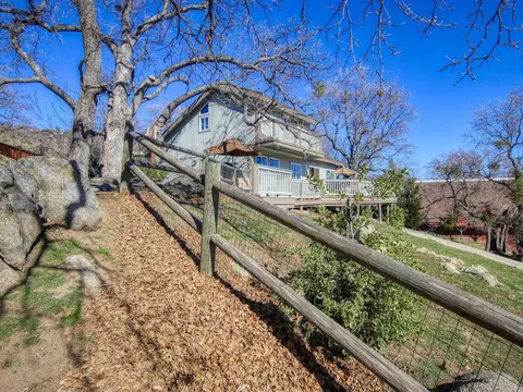 24480 Deertrail Dr, Tehachapi, CA 93561 photo 4