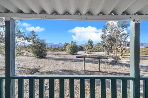 16749 Avenue W8 E, Llano, CA 93544 photo 16