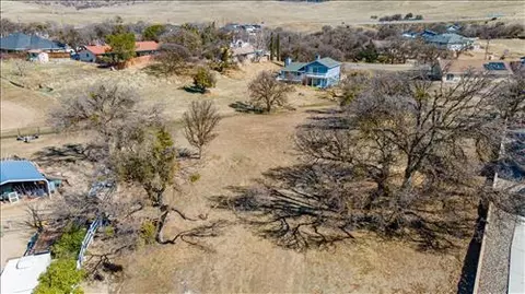 22650 Tree Ct, Tehachapi, CA 93561 photo 5