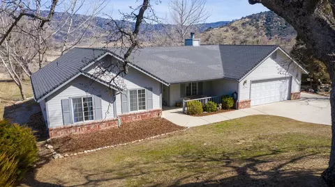 30201 Sunland Way, Tehachapi, CA 93561 photo 1