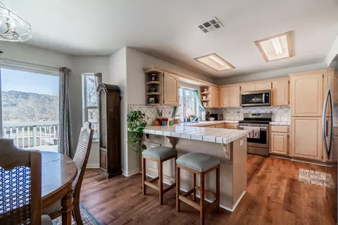 30201 Sunland Way, Tehachapi, CA 93561 photo 9
