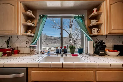 30201 Sunland Way, Tehachapi, CA 93561 photo 14