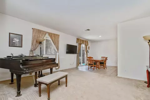 36752 30th St E, Palmdale, CA 93550 photo 5